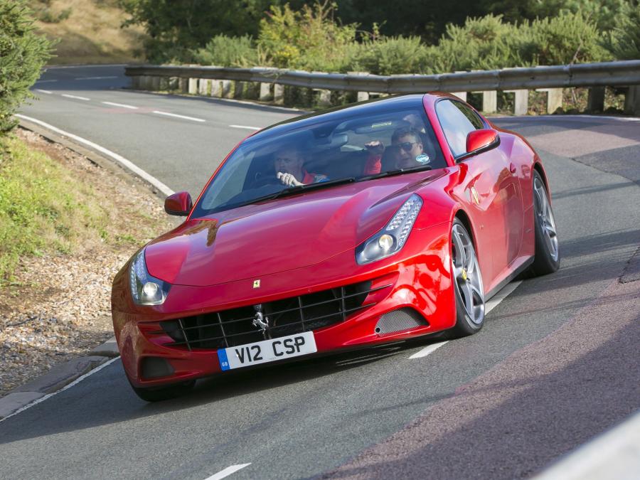  Ferrari FF Tailor Made 2013 года  (UK) (фото 1 из 2)